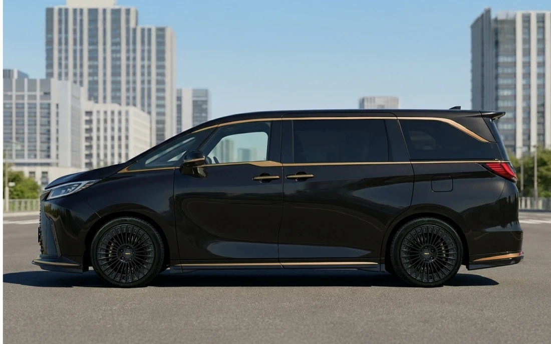 LEXUS LM TOM'S EDITIONの画像